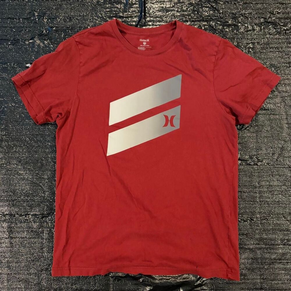 Hurley Men's Red T-shirt